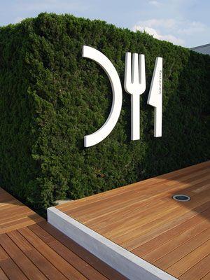 當成線下超級入口，店面廣告牌重要性凸顯27